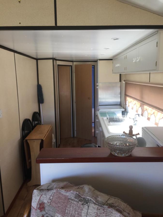 Bazanmoes Shed No: 49 Chalet Aberystwyth